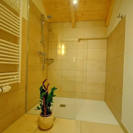 5 Sterne Holzchalet Dienberger Hof Dom wakacyjny *