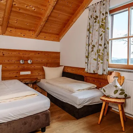 5 Sterne Holzchalet Dienberger Hof *