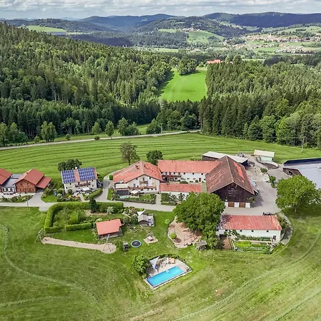 5 Sterne Holzchalet Dienberger Hof