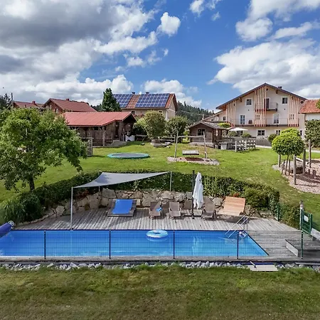 Tatil Evi 5 Sterne Holzchalet Dienberger Hof *